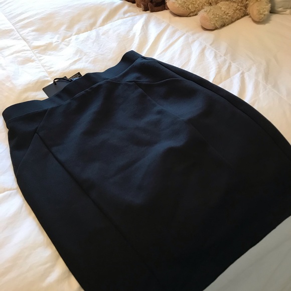 Skirt - Picture 1 of 3